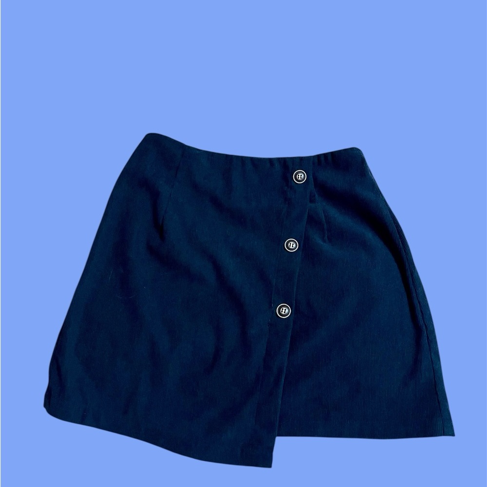 Cupshe Black Mini Skirt with Button Detail